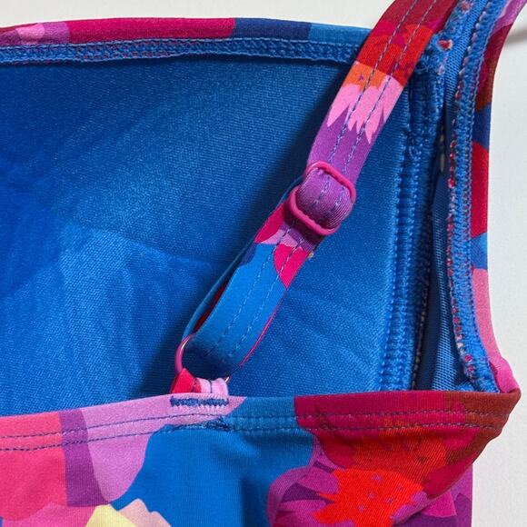 NipTuck Joanne One Piece Swimsuit Womens Sz 8 Floral Beachwear Vacation Resort - Picture 4 of 9